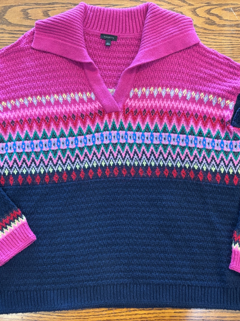 Women’s Talbots Large Chevron Fair Isle V‑Neck Sweater in Hot Pink and Navy - Picture 2 of 5
